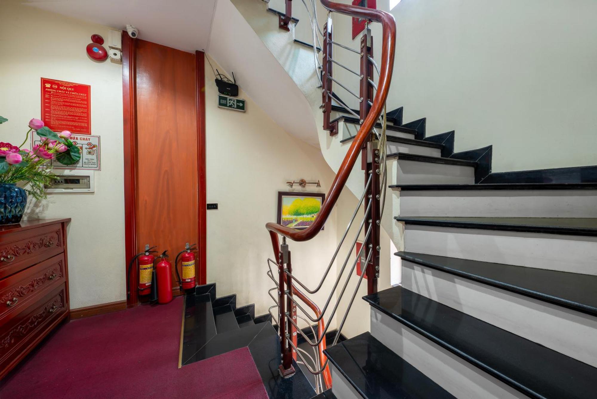 Hanoi Airport Hotel - Convenient & Friendly Noi Bai Kültér fotó